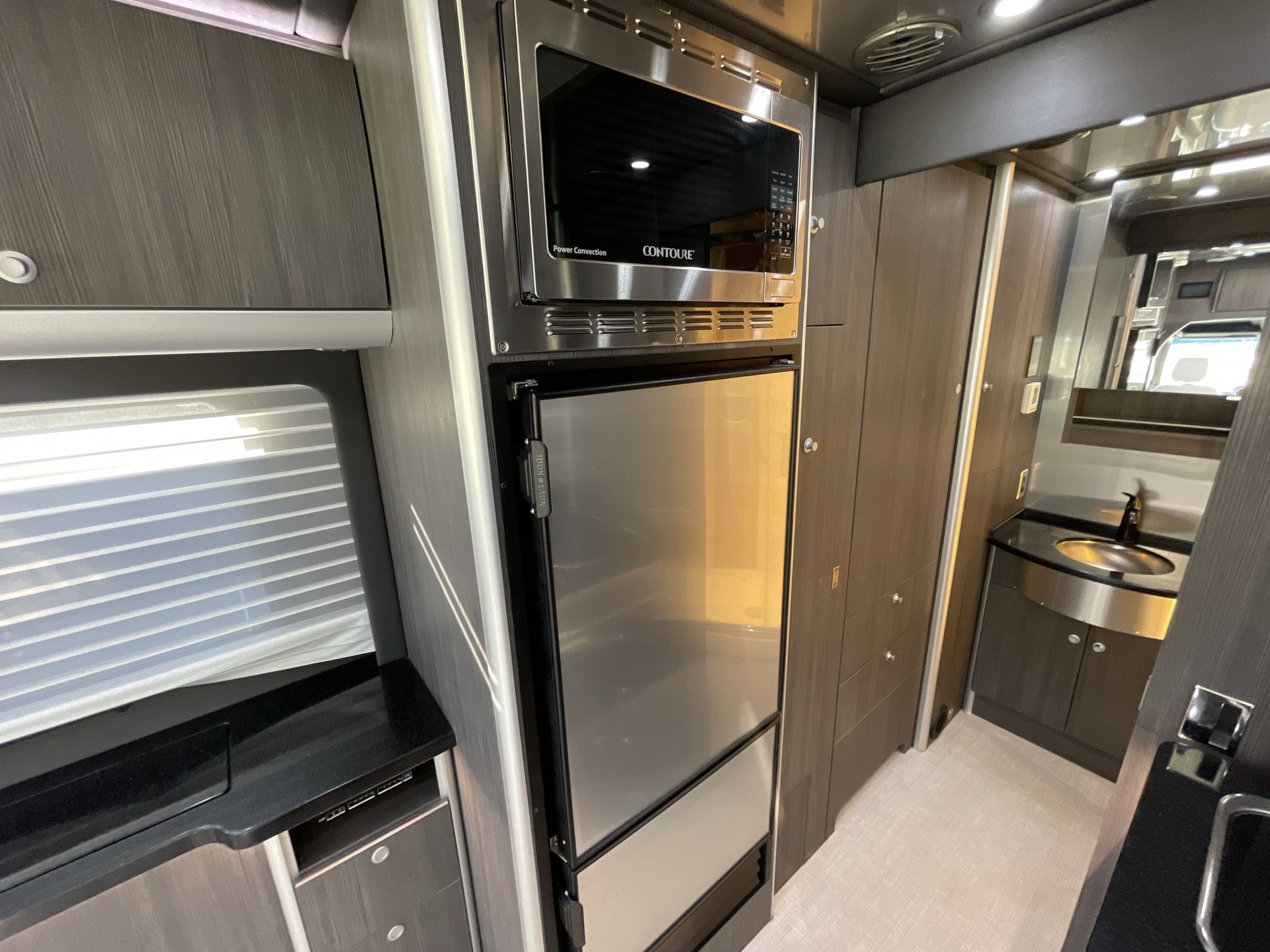 2020 Airstream Murphy Suite Base