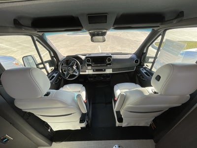 2020 Airstream Murphy Suite Base