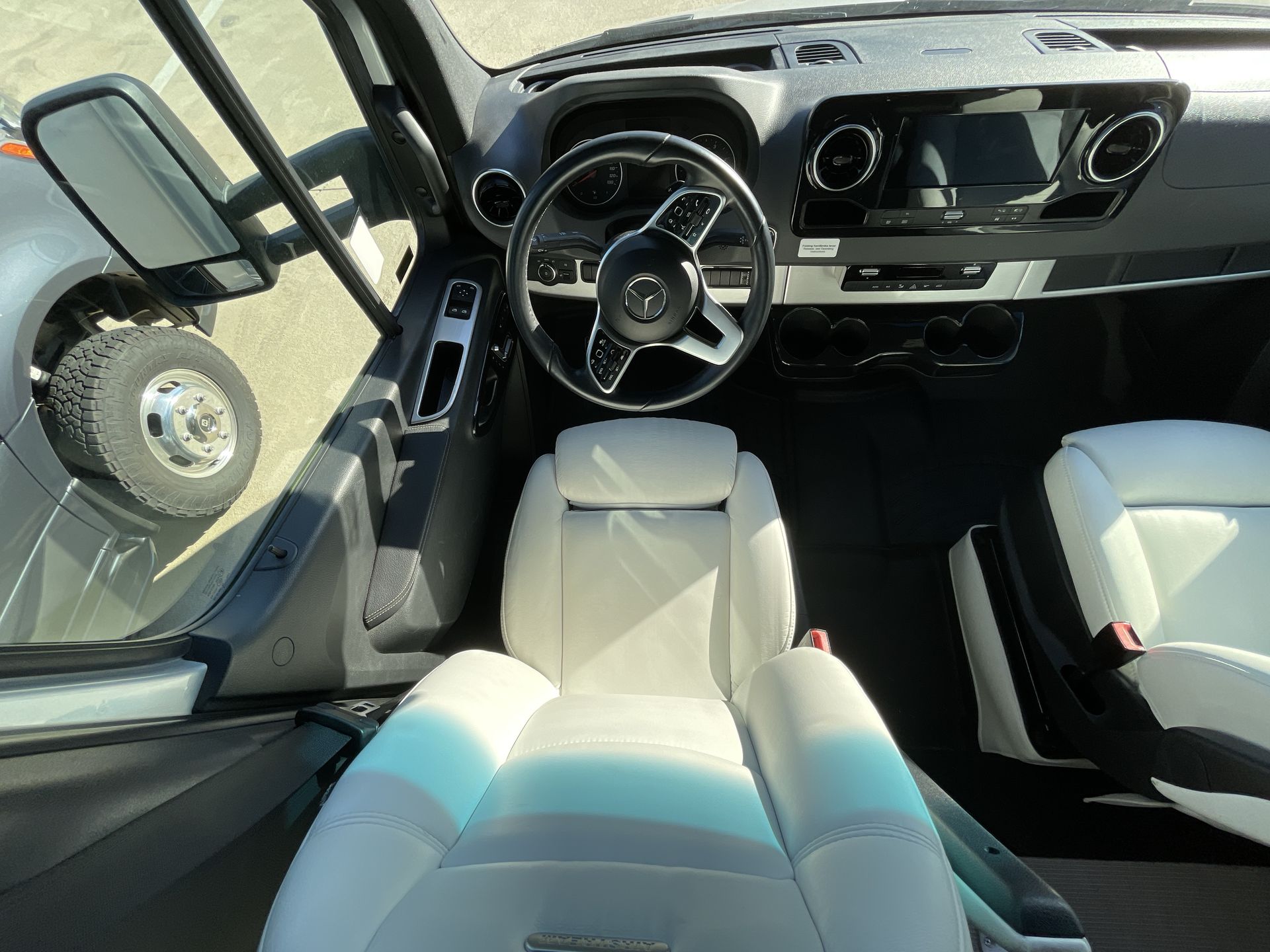 2020 Airstream Murphy Suite Base