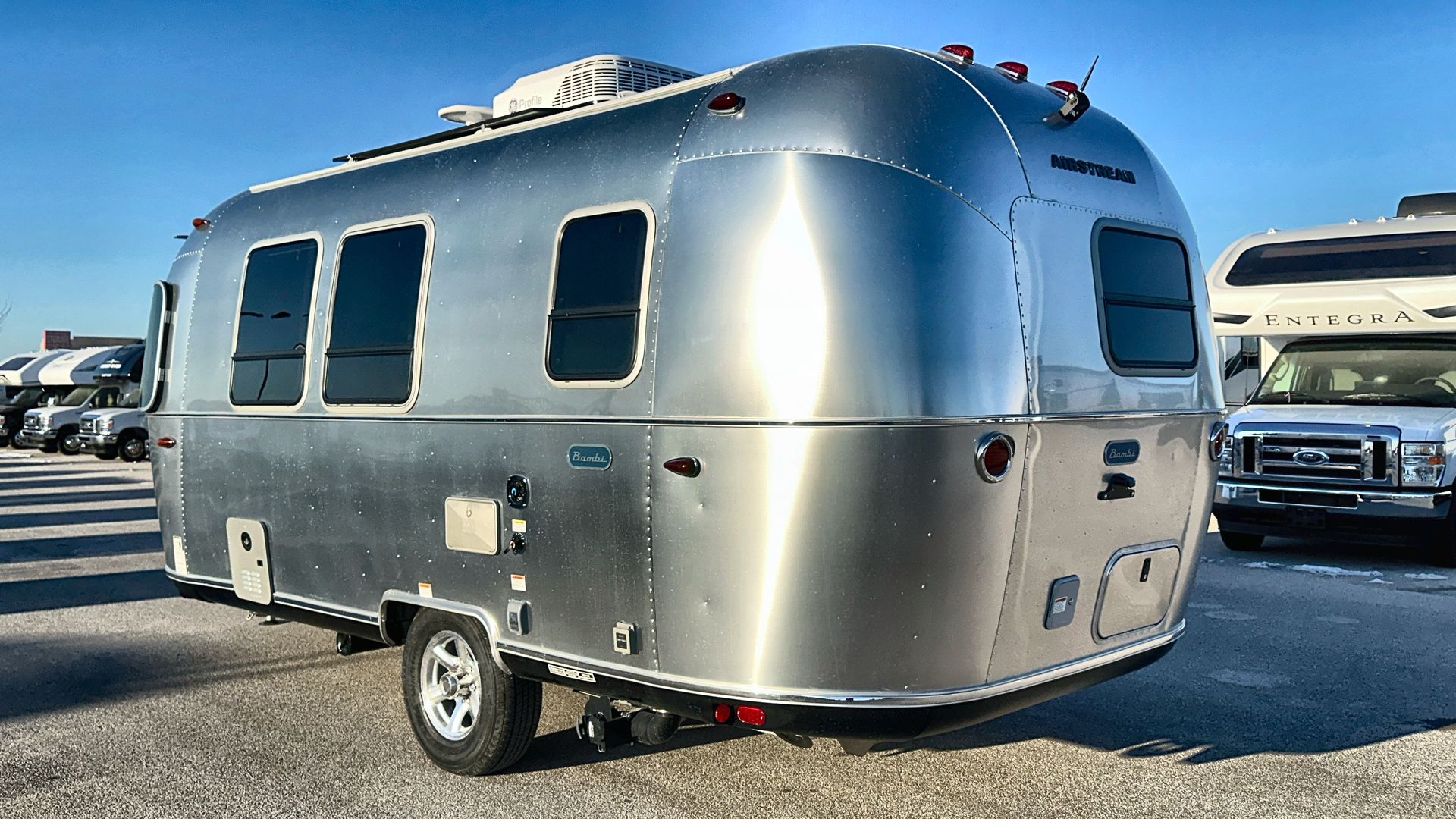 2025 Airstream 20FB Base