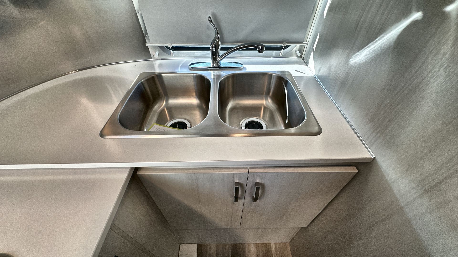 2025 Airstream 20FB Base