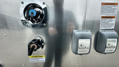 2025 Airstream 27FBQ Base