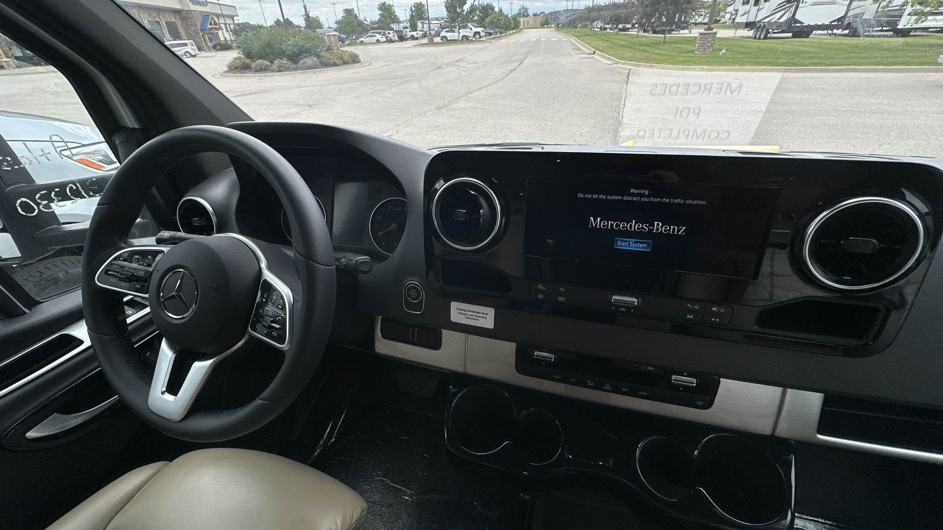 2026 Airstream Murphy Suite Base