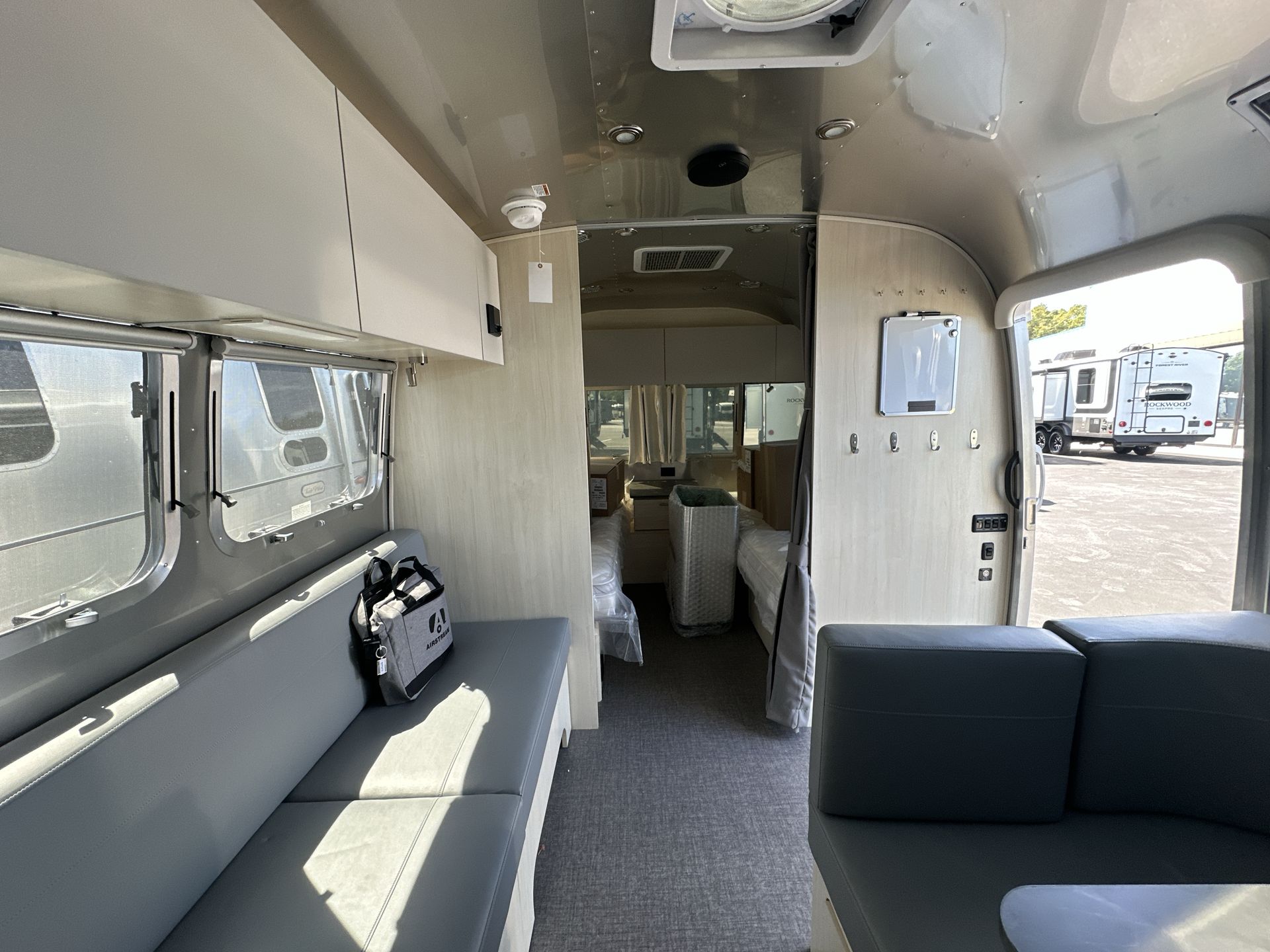 2026 Airstream 30FBBT Base