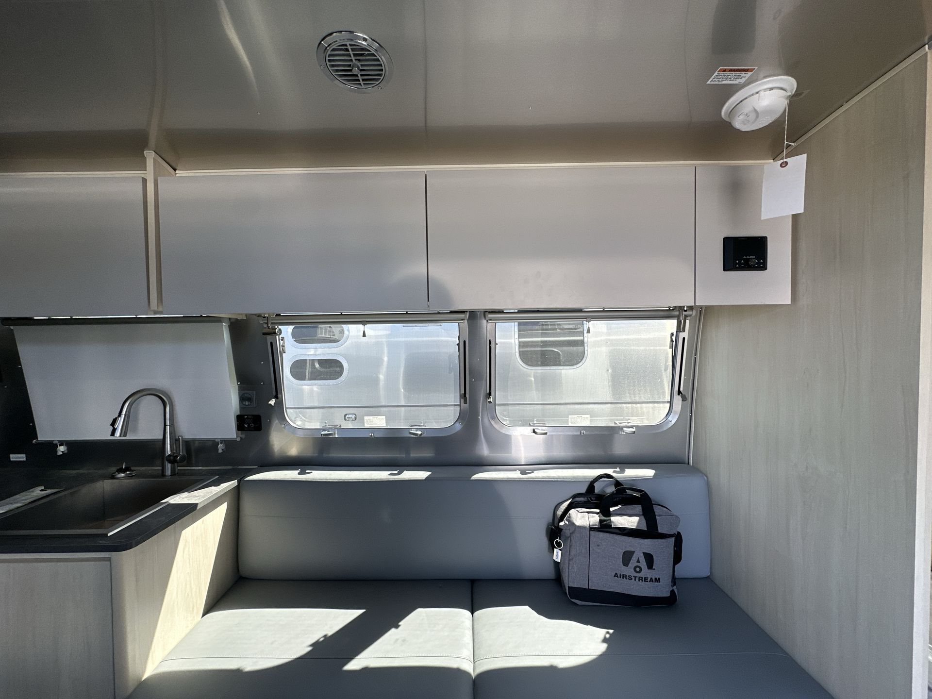 2026 Airstream 30FBBT Base