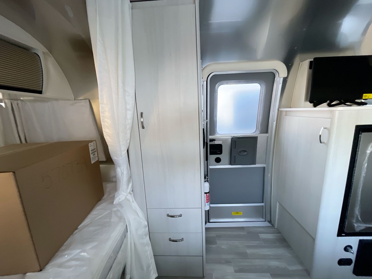 2025 Airstream 20FB Base