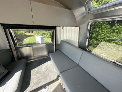 2025 Airstream 25FBQ Base
