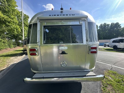 2025 Airstream 25FBQ Base