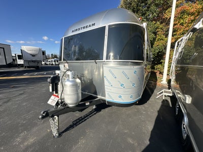 2025 Airstream 30RBQ Base