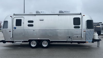 2025 Airstream 25FBT Base