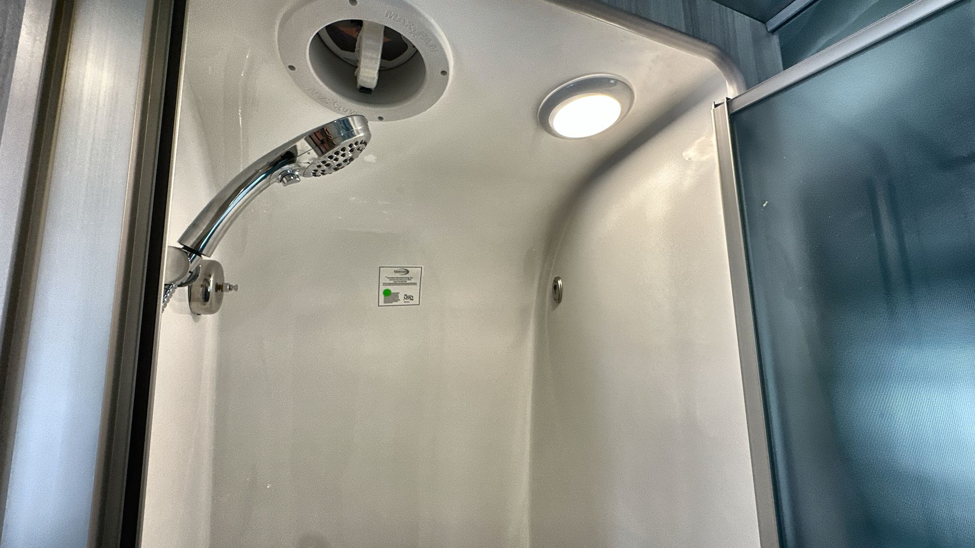 2025 Airstream 25FBT Base