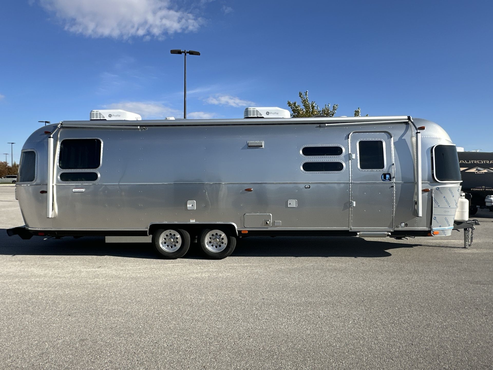 2026 Airstream 30RBQ Base