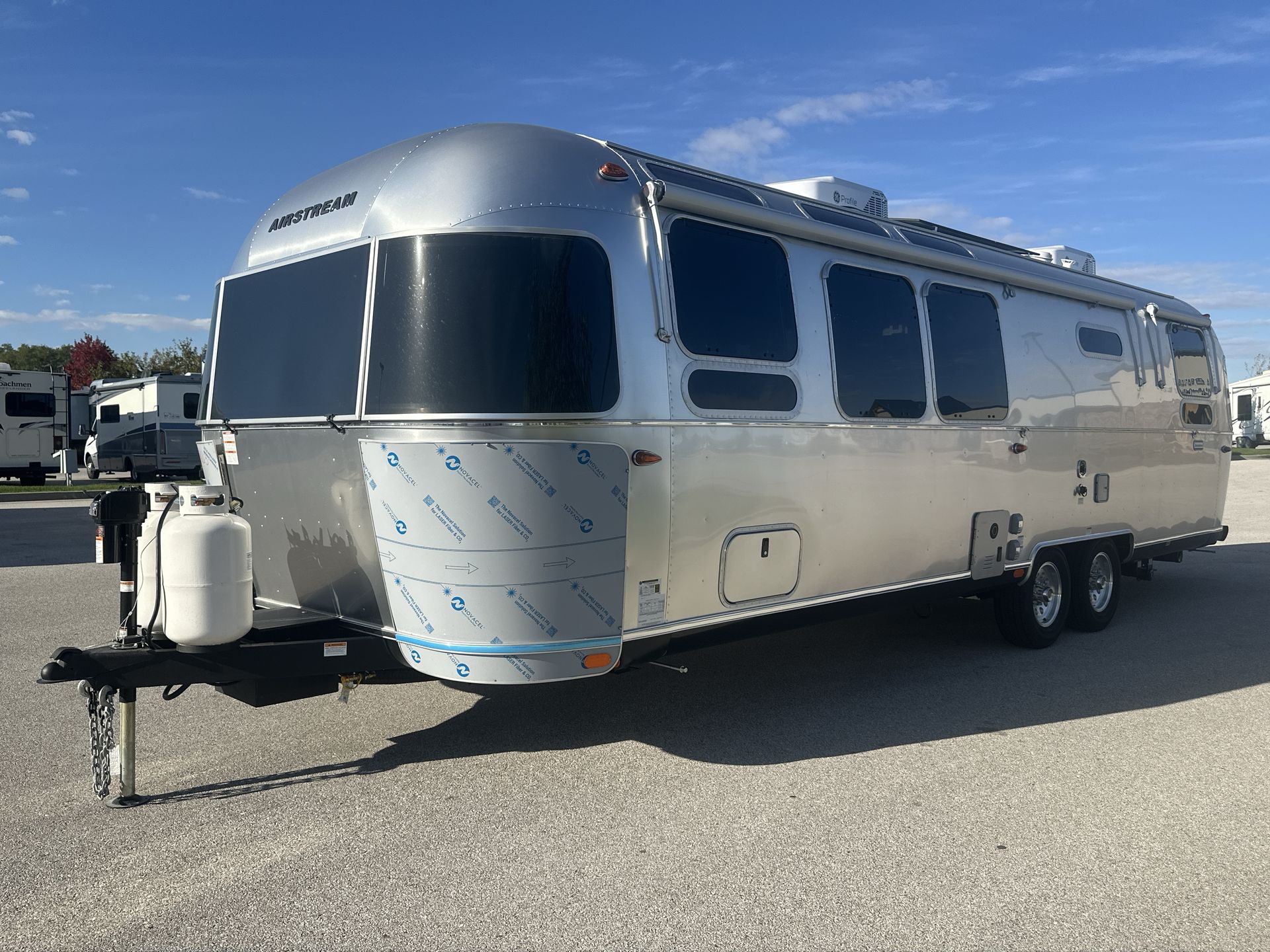 2026 Airstream 30RBQ Base