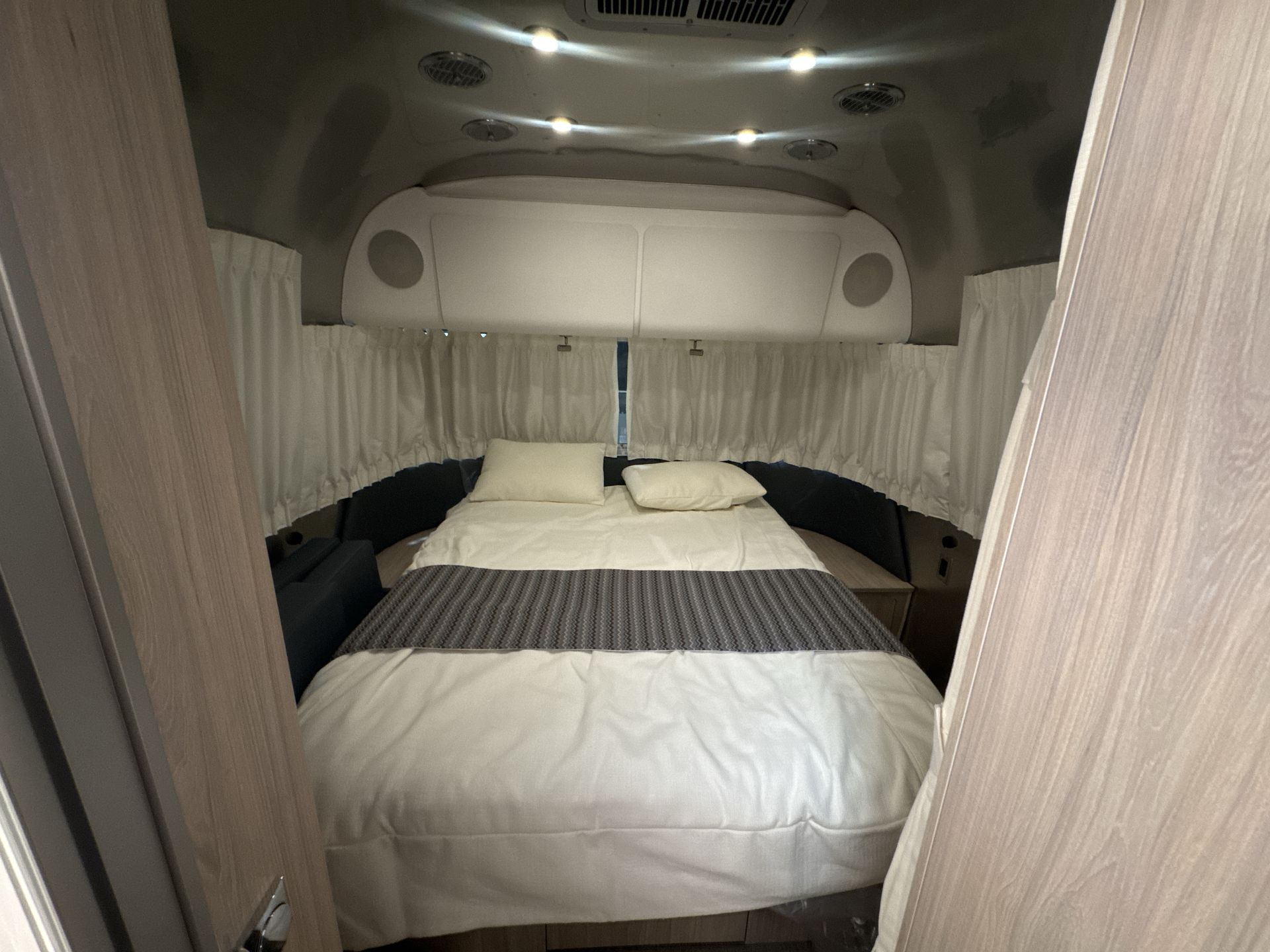 2026 Airstream 30RBQ Base
