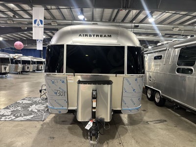 2026 Airstream 30RBQ Base
