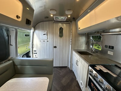 2025 Airstream 23FBT Base