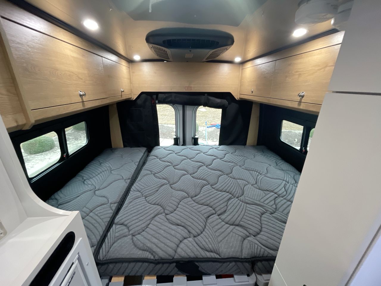 2026 Airstream Rangeline Base