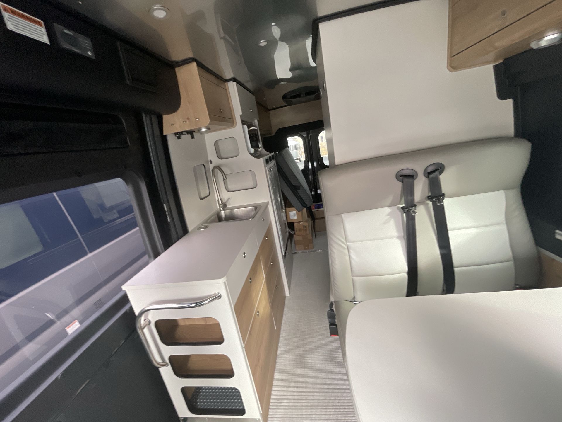 2026 Airstream Rangeline Base