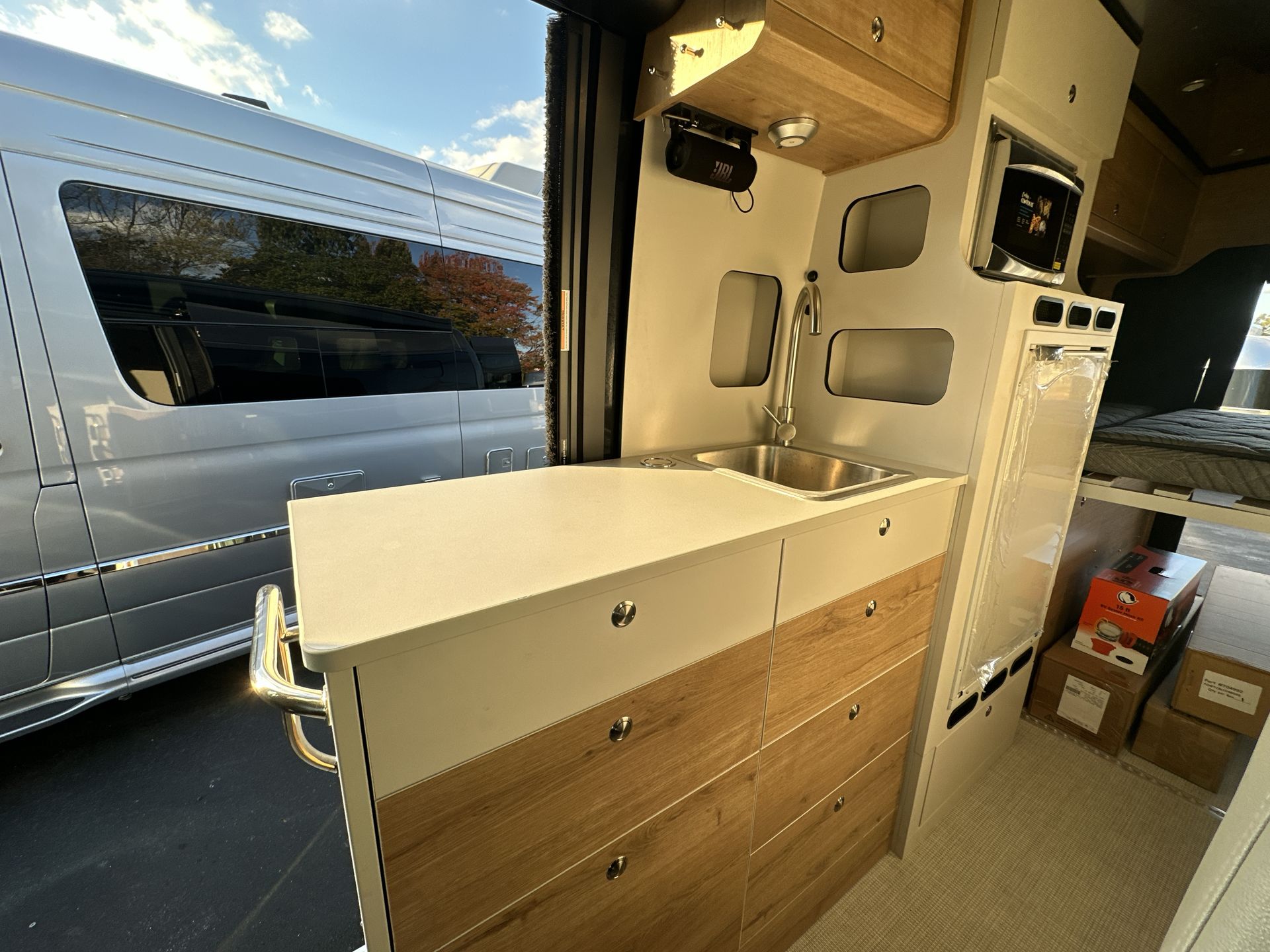 2026 Airstream Rangeline Base