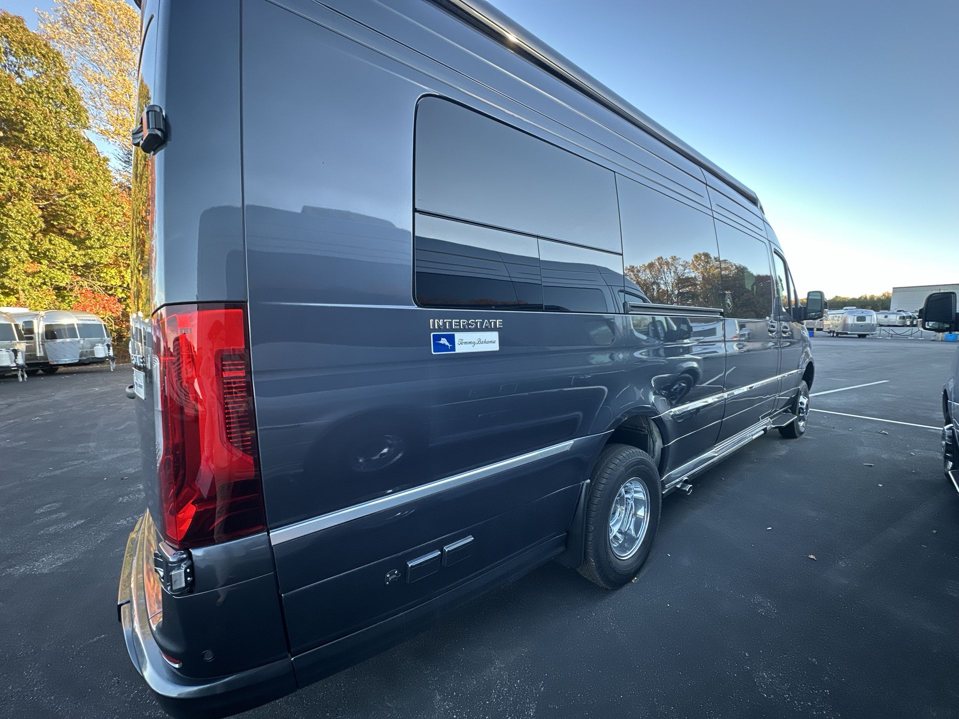 2026 Airstream 24GT Tommy Bahama Base