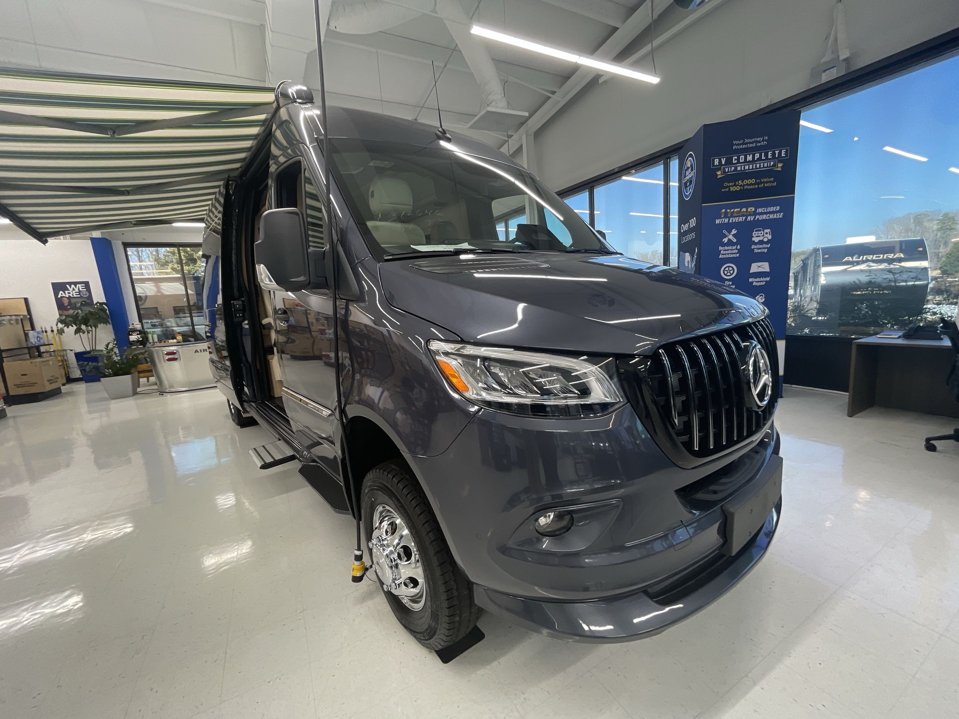 2026 Airstream 24GL Base