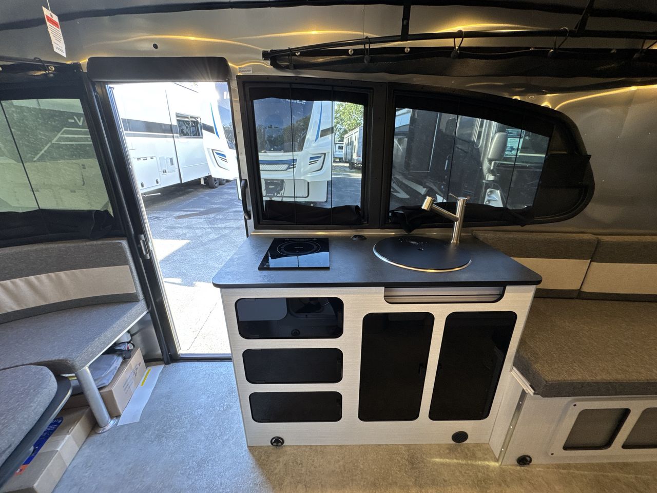 2026 Airstream 20Xe Base