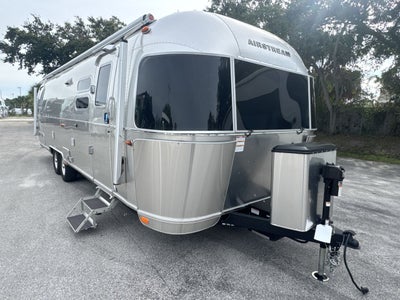 2026 Airstream 30RBT Base