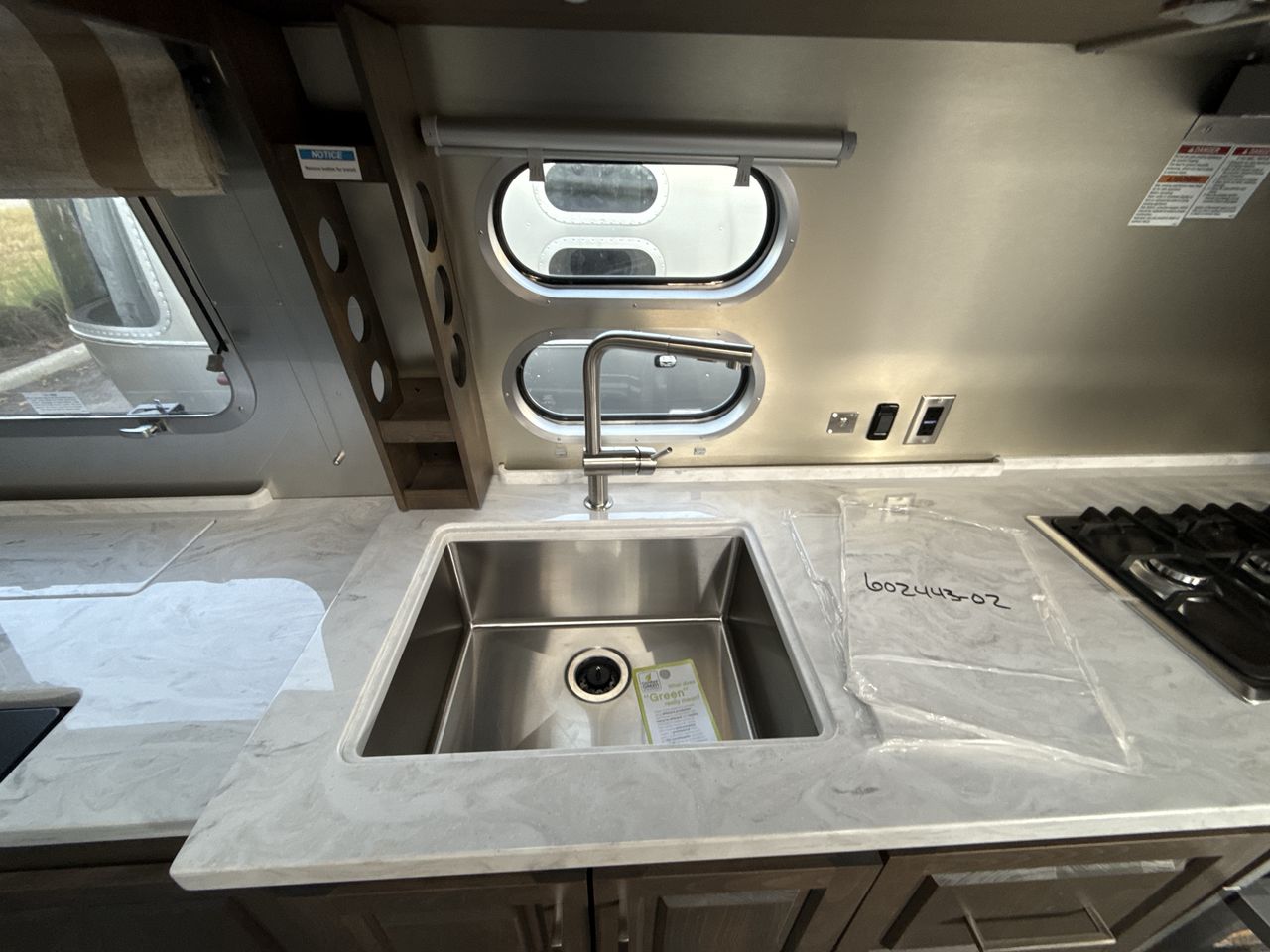 2026 Airstream 33FBT Base