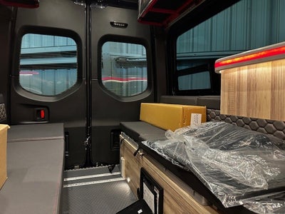 2025 Airstream 19X Base