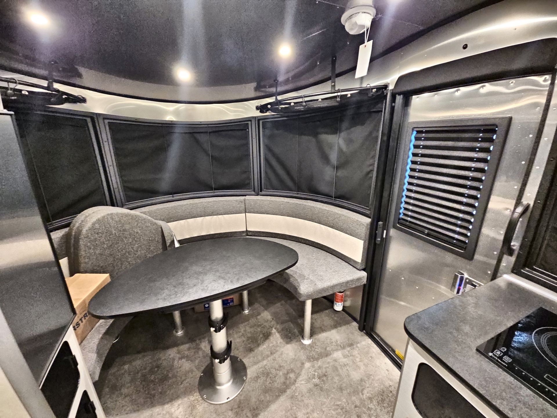 2026 Airstream 20Xe Base
