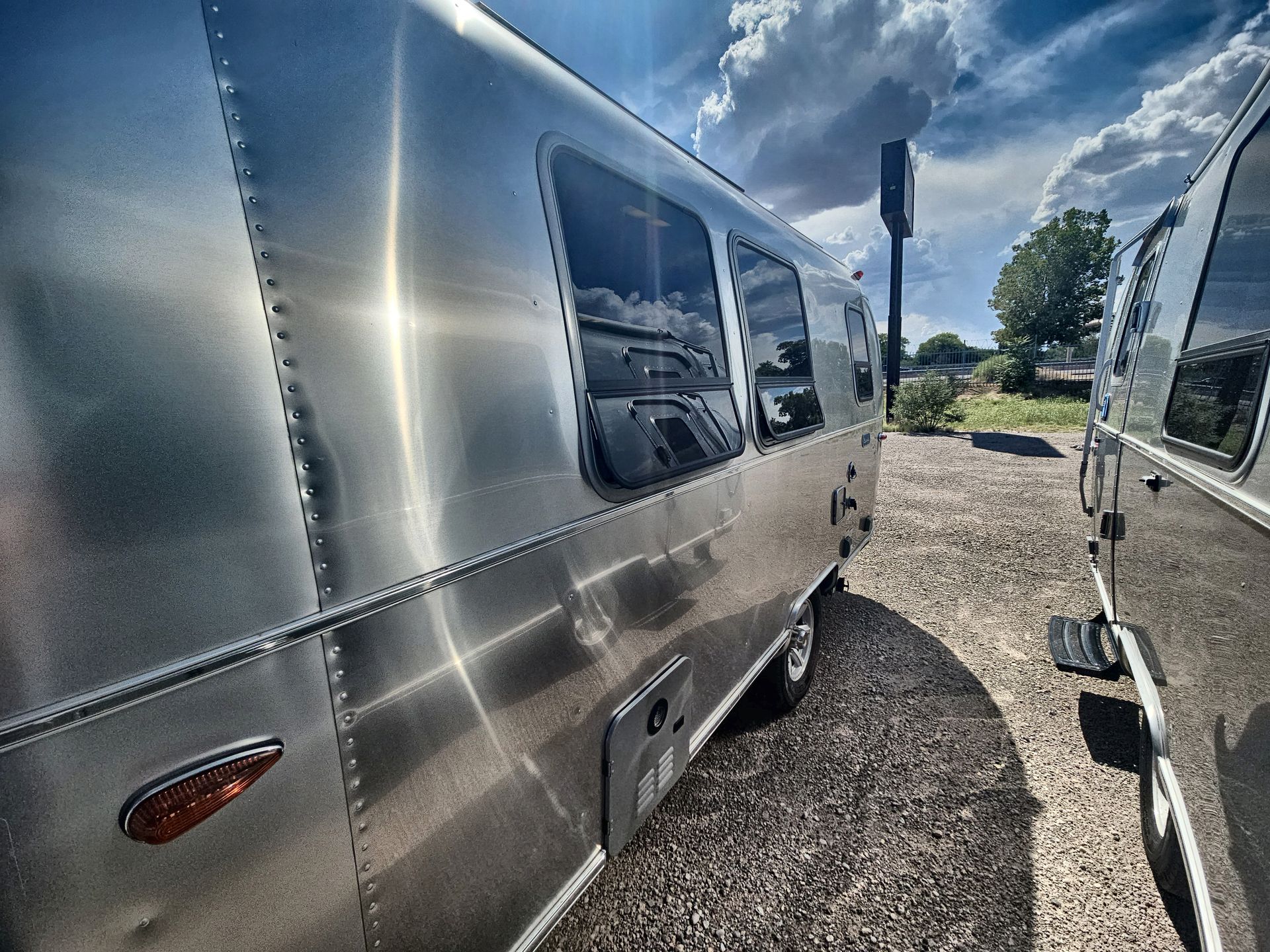 2025 Airstream 20FB Base