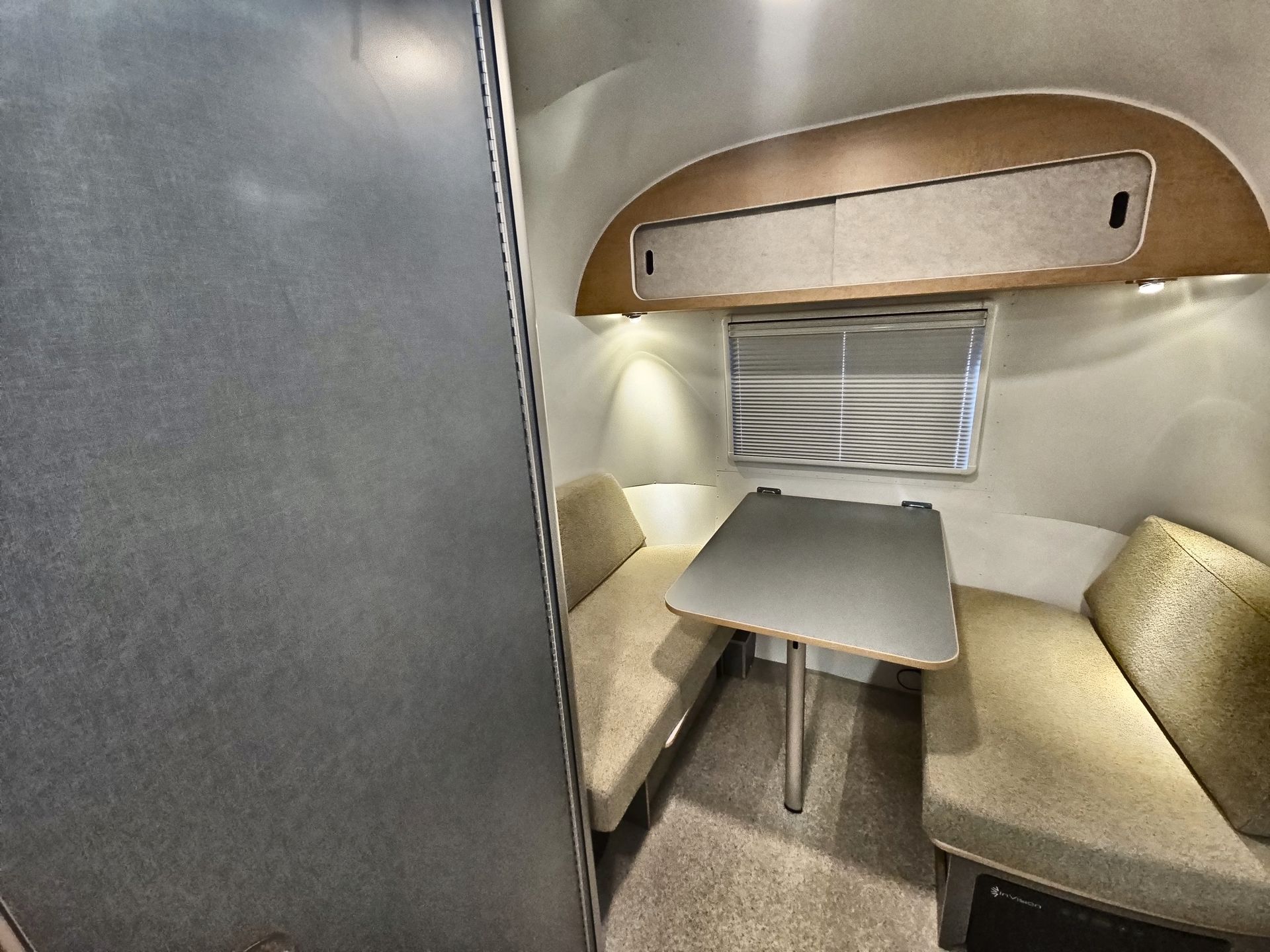 2026 Airstream 22RB Base