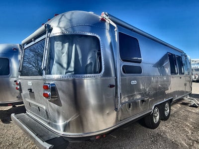 2026 Airstream 28RBT Base