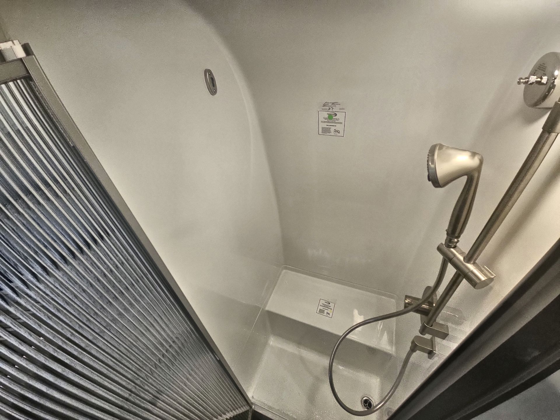 2026 Airstream 28RBT Base