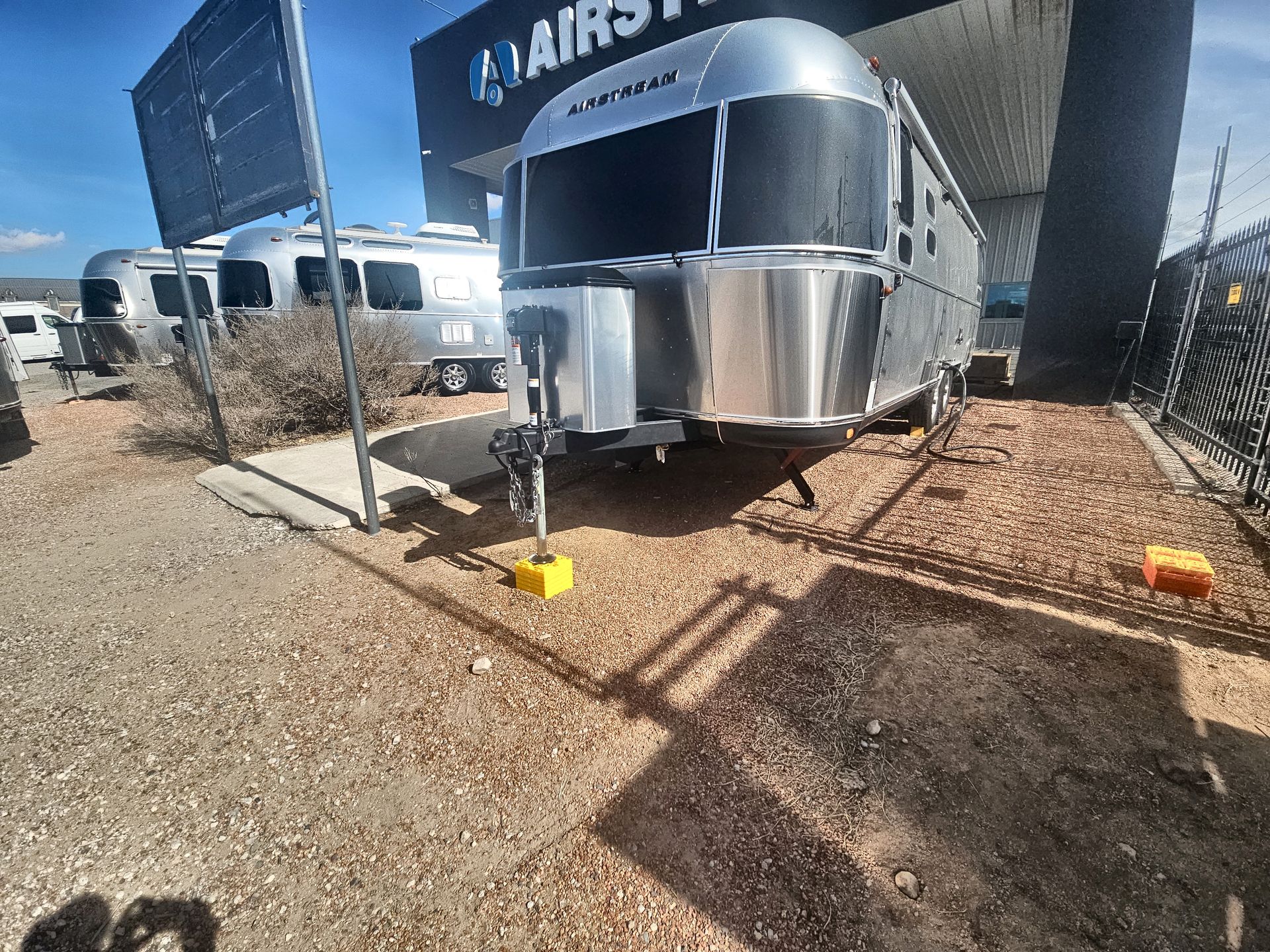 2026 Airstream 28RBT Base