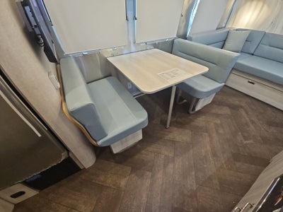 2025 Airstream 30RBQ Base