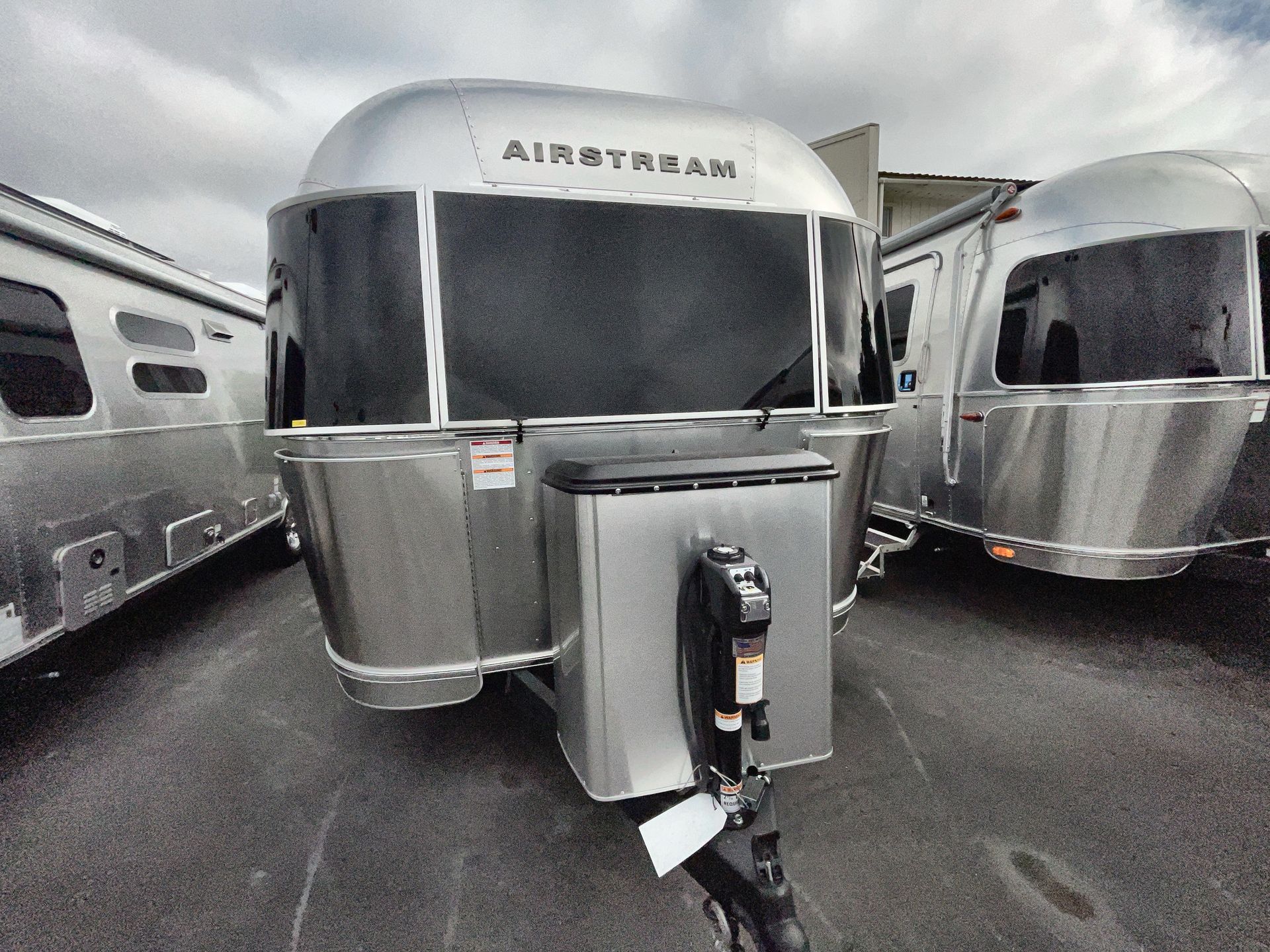 2025 Airstream 23FBQ Base