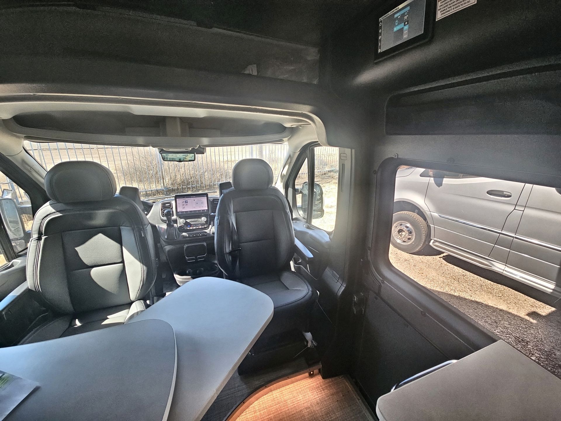 2026 Airstream Rangeline Base