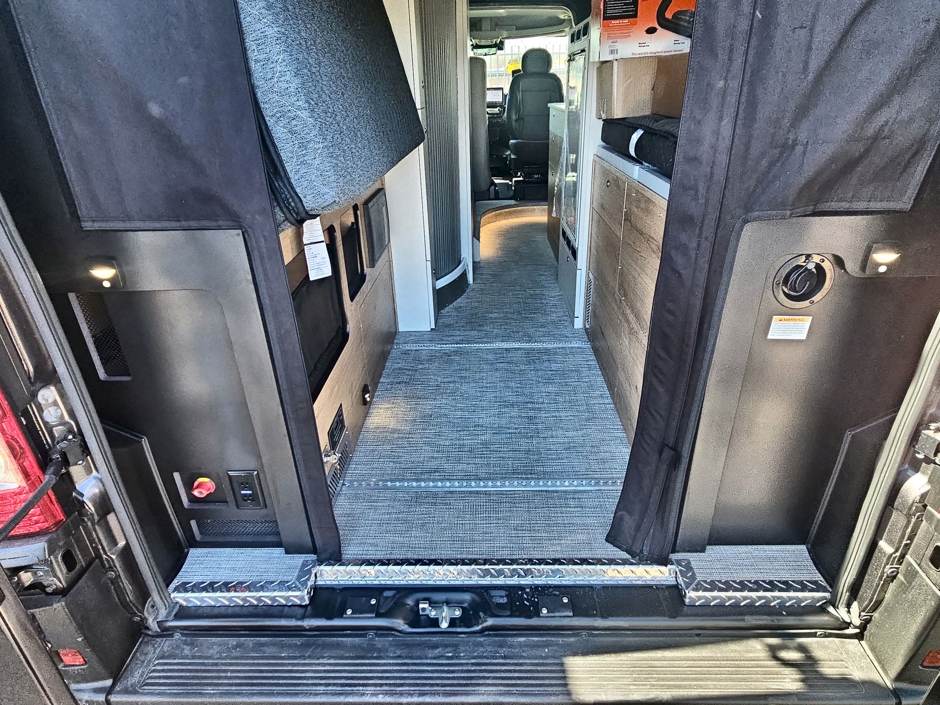 2026 Airstream Rangeline Base