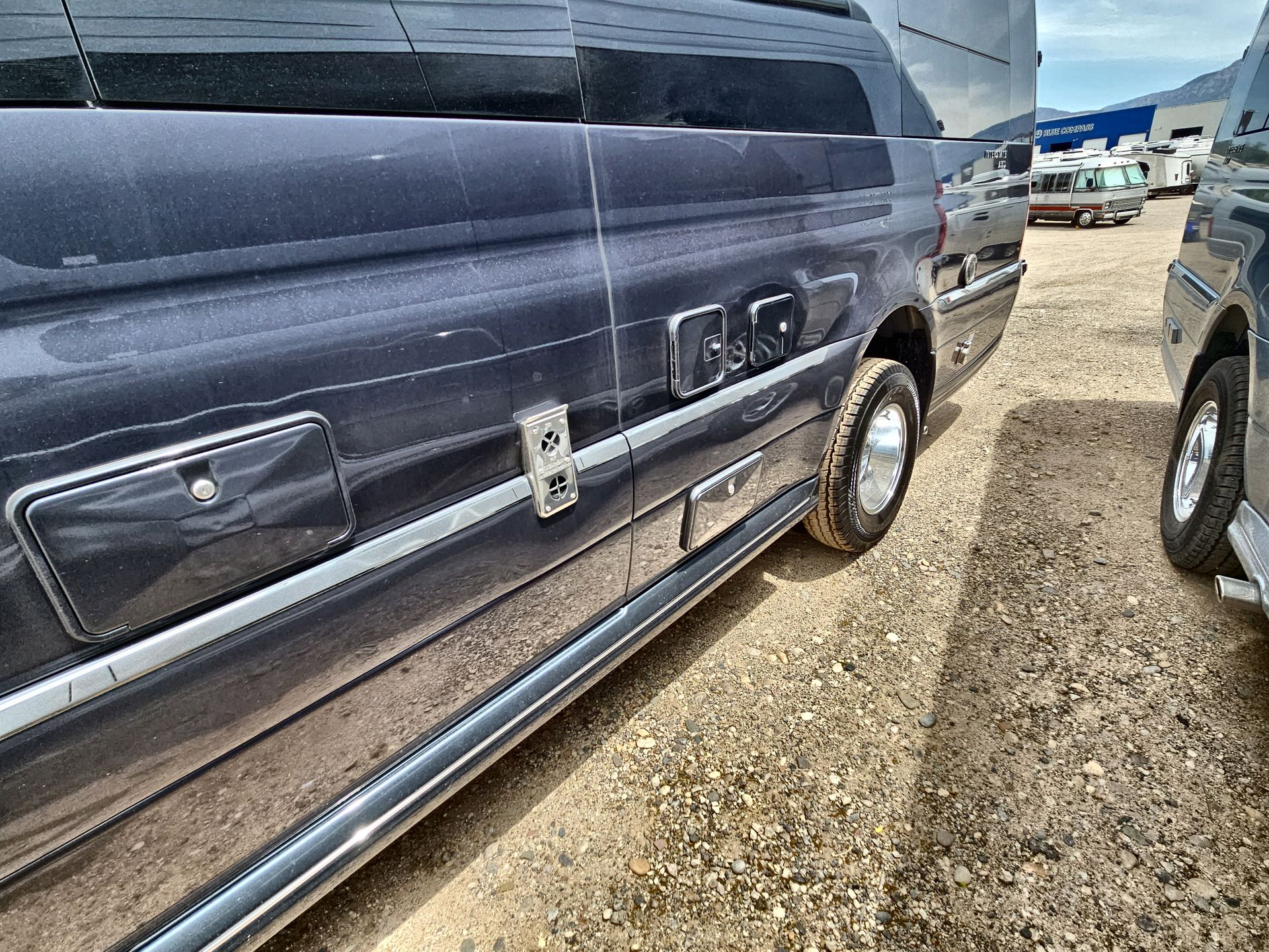 2025 Airstream 24GL Base