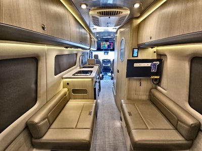2025 Airstream 24GL Base