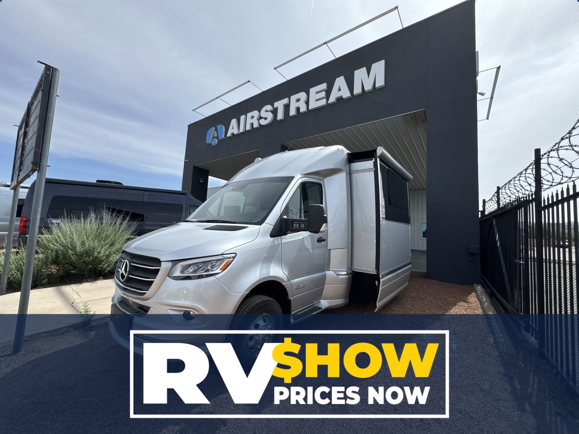 2025 Airstream Murphy Suite Base