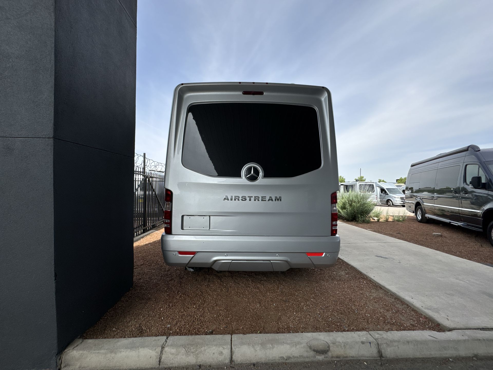 2025 Airstream Murphy Suite Base