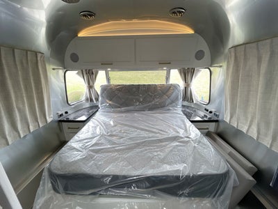 2026 Airstream 28RBQ Base