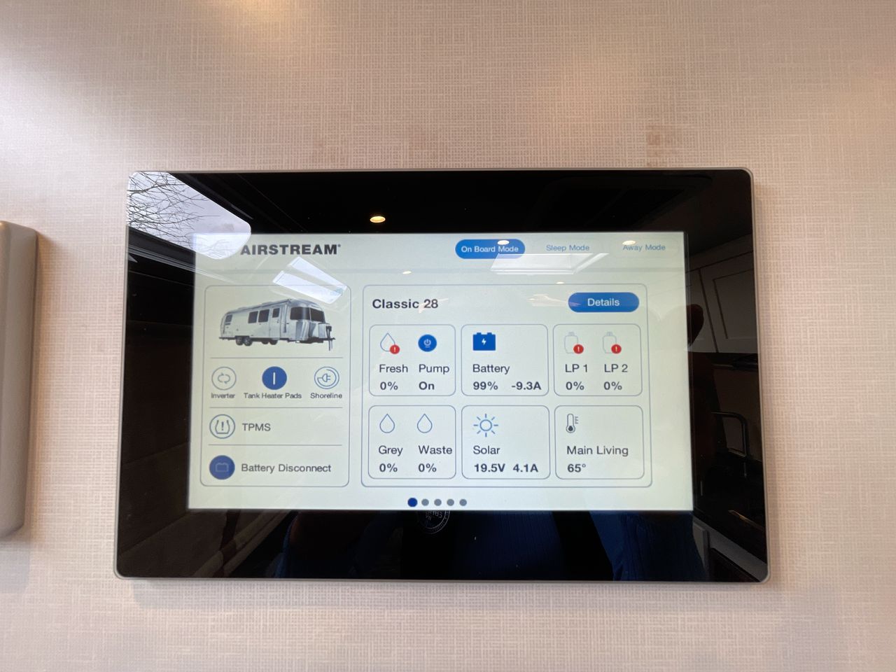 2026 Airstream 28RBQ Base