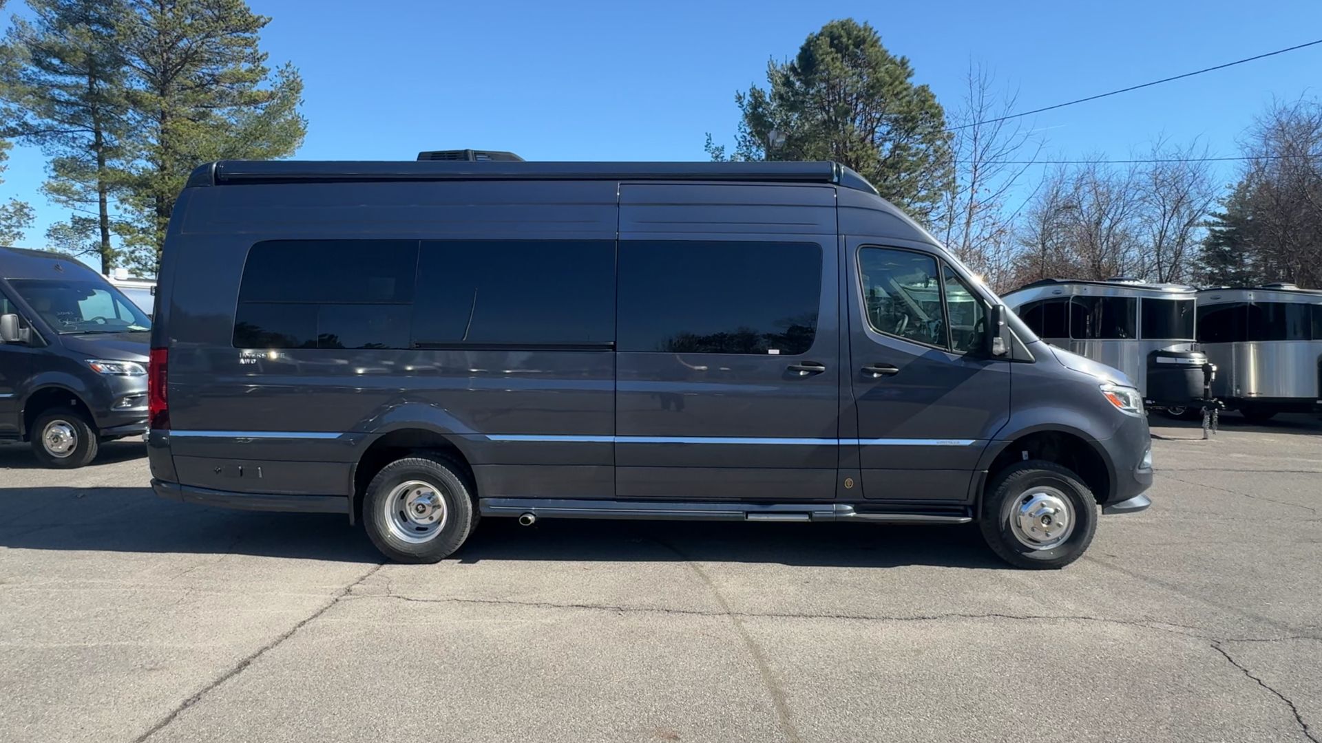 2025 Airstream 24GL Base