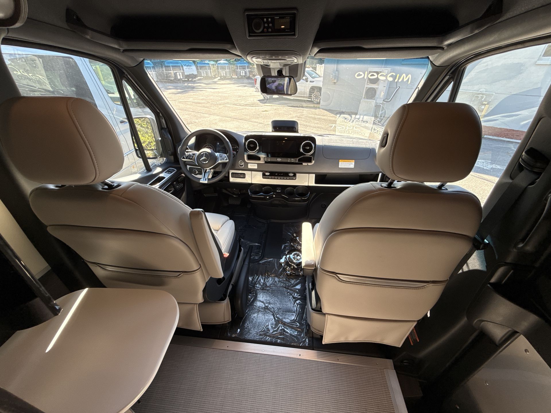 2025 Airstream 24GT Base