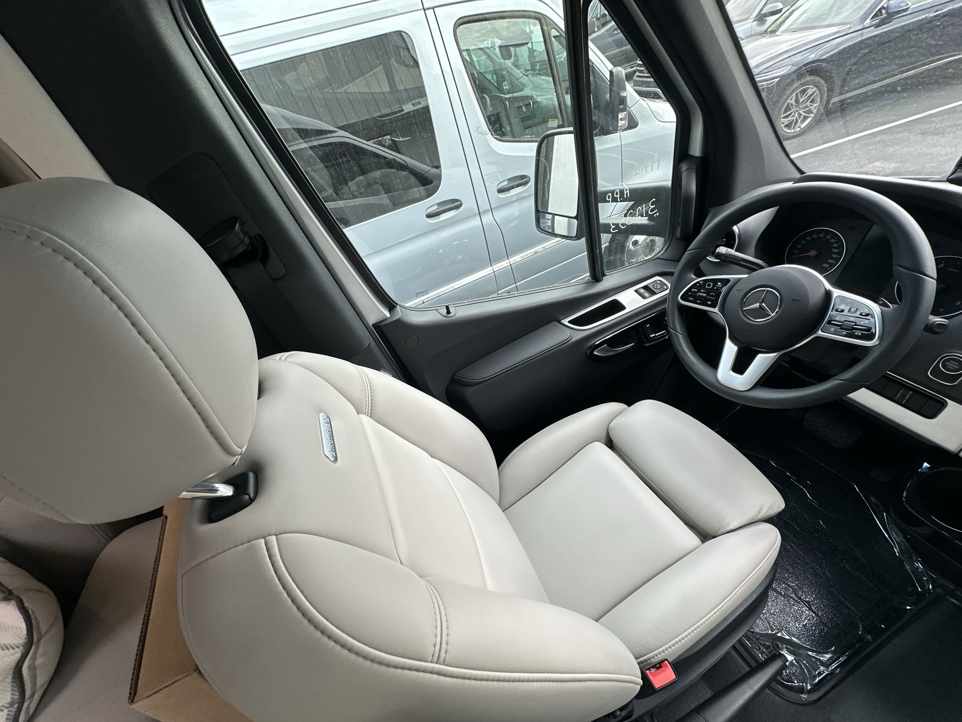 2026 Airstream Murphy Suite Base