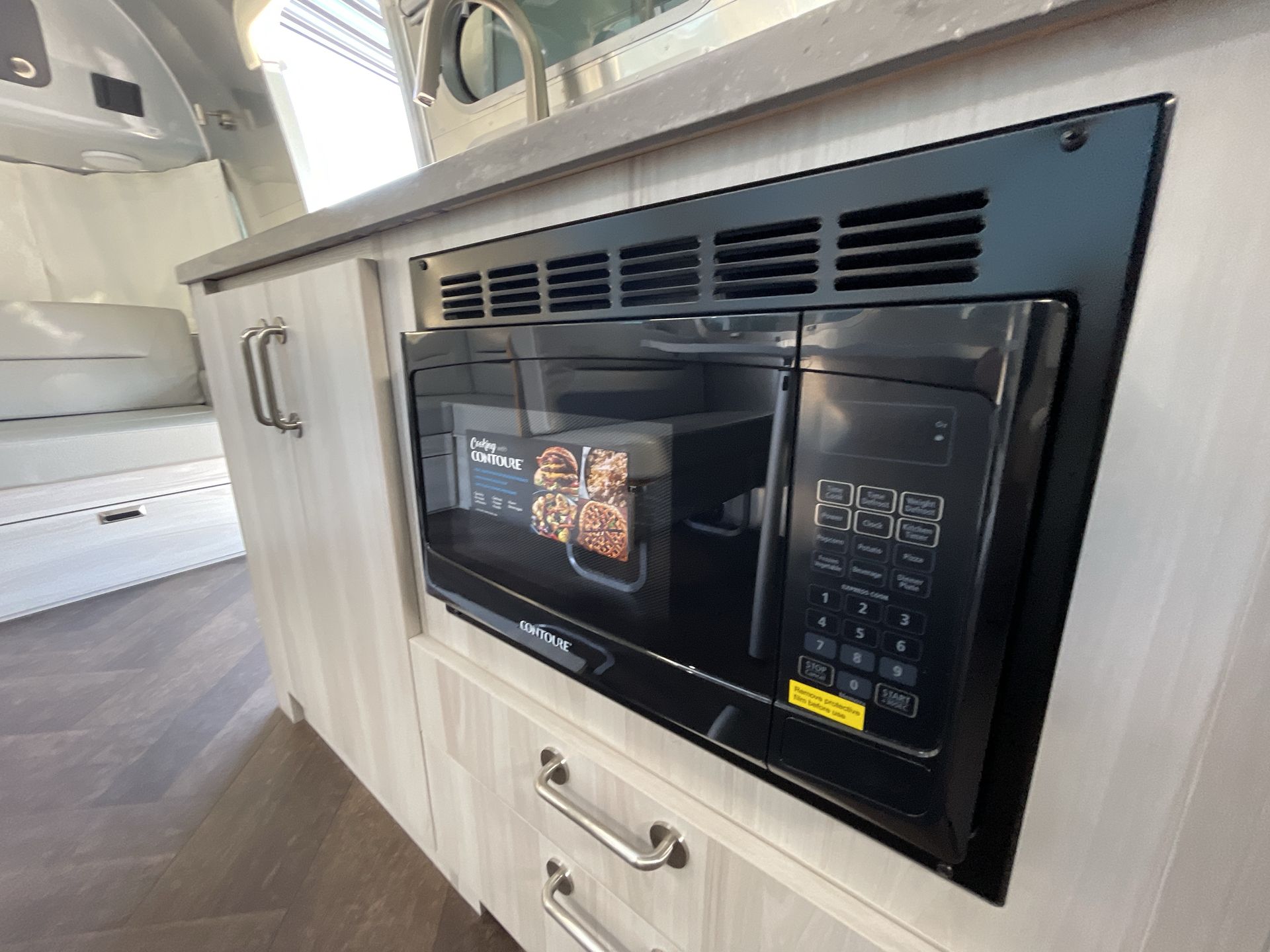 2026 Airstream 30RBQ Base