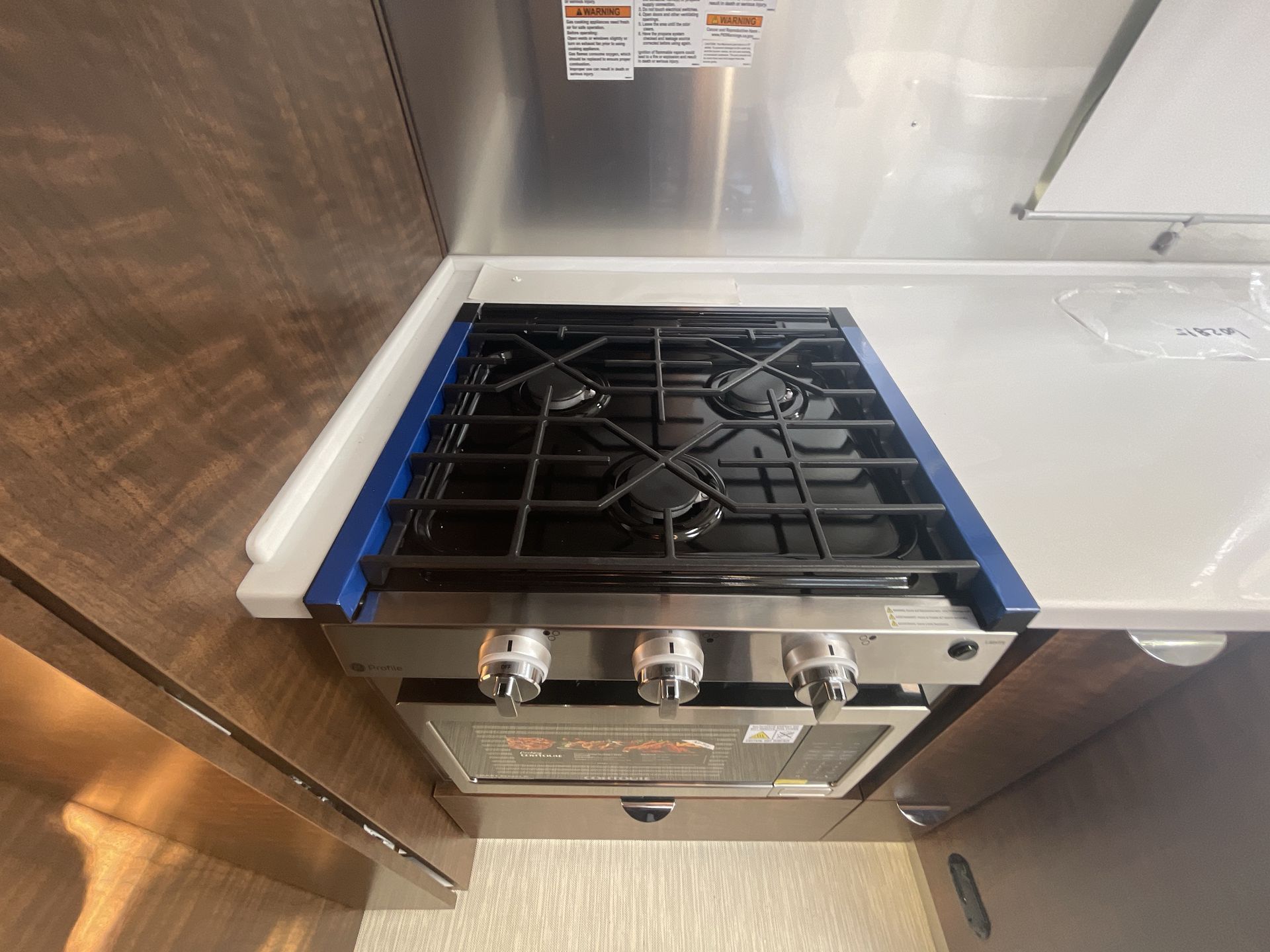 2026 Airstream 25FBQ Base